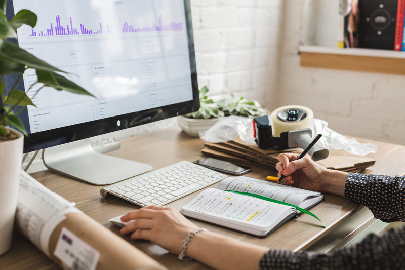 Trading in Finance: A Beginner-to-Advanced Guide